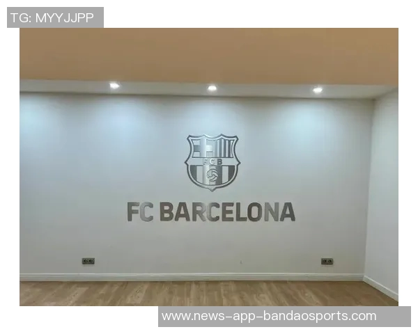 新诺坎普球场门票系统故障致众多球迷无法入场观看比赛