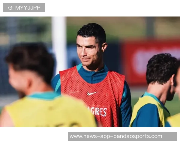 C罗对新月投入不满的背后真相揭示与胜利的差距分析